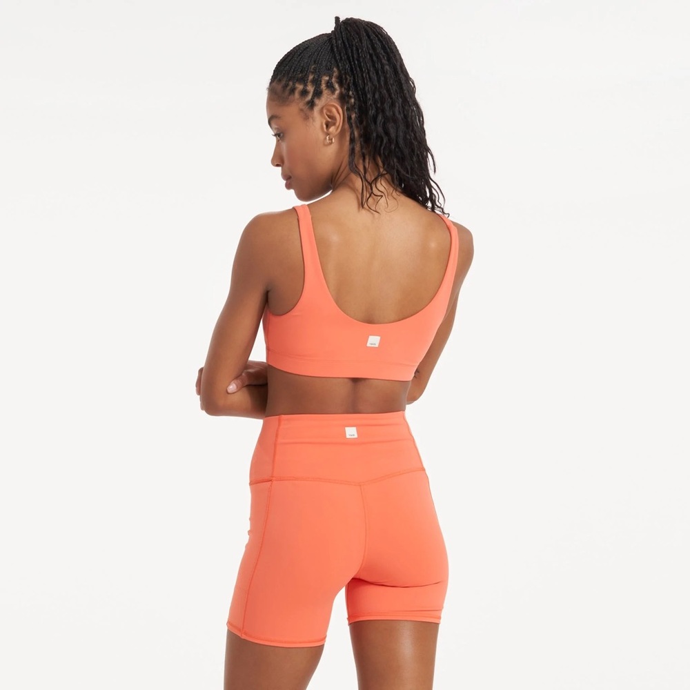 - Vuori Daily Bra